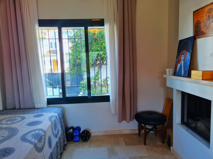 Image No.30-3 Bed House for sale