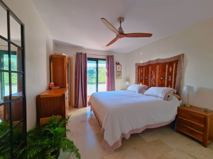 Image No.37-3 Bed House for sale