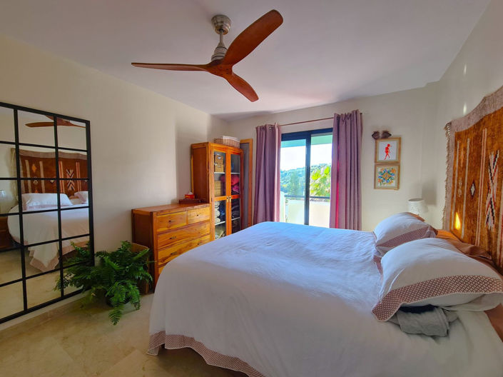 Image No.38-3 Bed House for sale