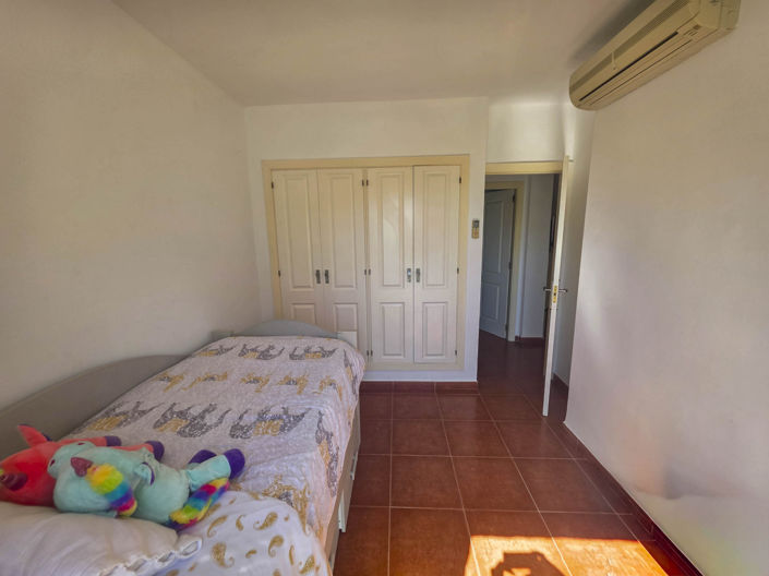 Image No.26-3 Bed Townhouse for sale