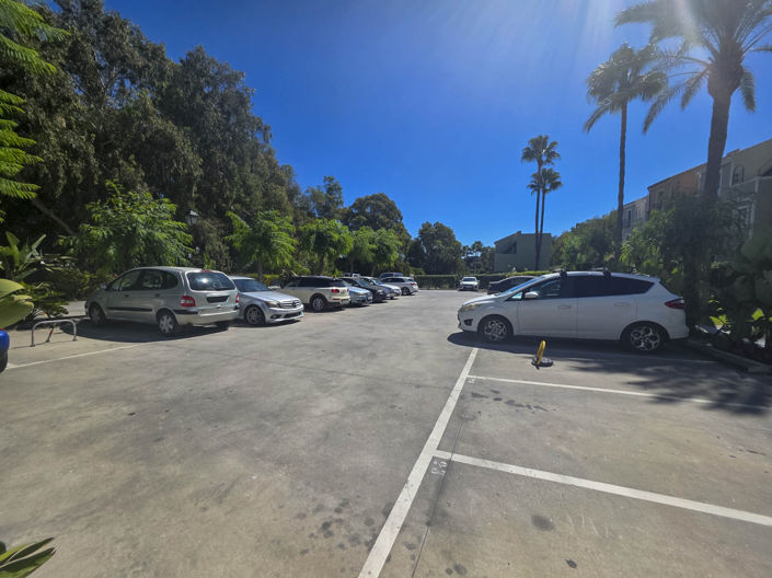 Image No.34-3 Bed Townhouse for sale