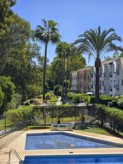 Image No.35-3 Bed Townhouse for sale