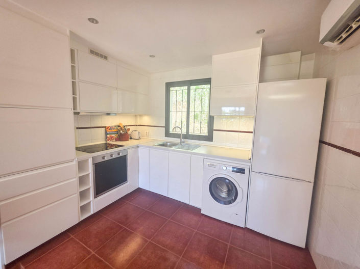 Image No.5-3 Bed Townhouse for sale