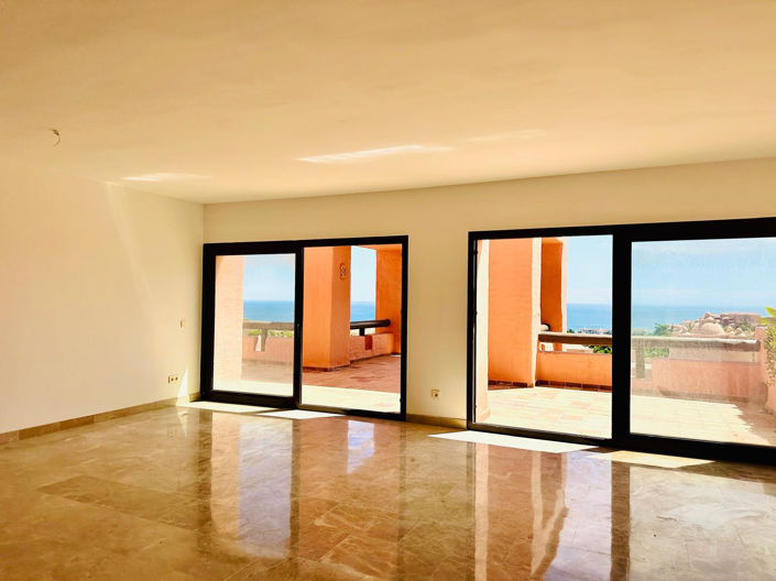 Image No.3-3 Bed Penthouse for sale