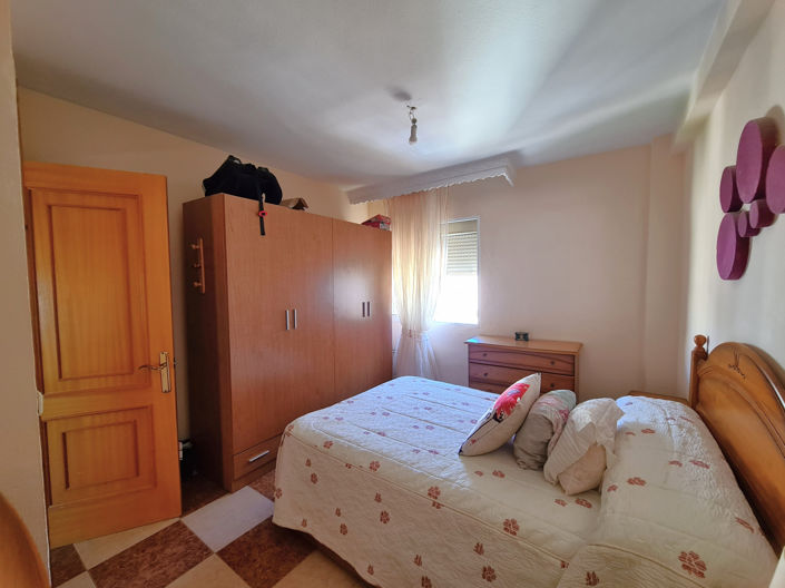 Image No.21-3 Bed Apartment for sale