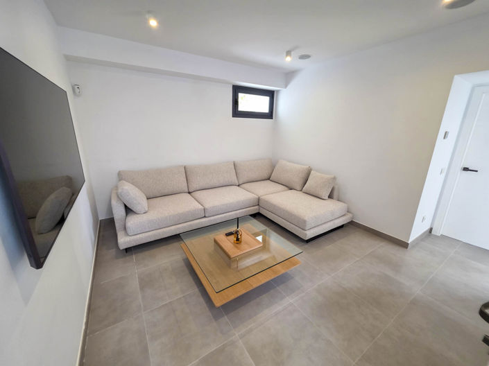 Image No.13-4 Bed House for sale