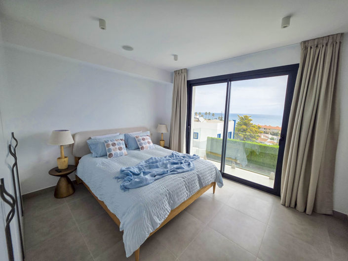 Image No.9-4 Bed House for sale