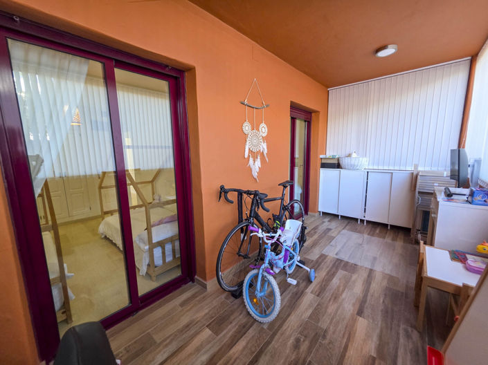 Image No.15-3 Bed Apartment for sale