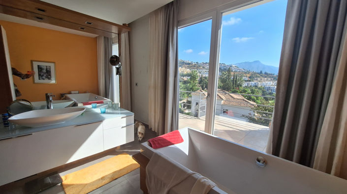 Image No.39-5 Bed Villa for sale