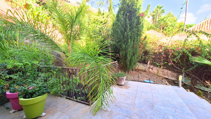 Image No.42-5 Bed Villa for sale