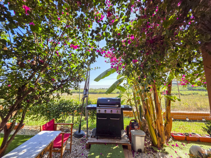 Image No.3-3 Bed Property for sale