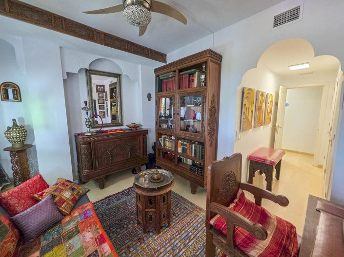 Image No.34-3 Bed Property for sale