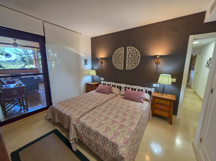 Image No.46-3 Bed Property for sale