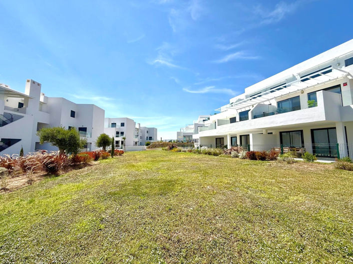 Image No.25-2 Bed Apartment for sale