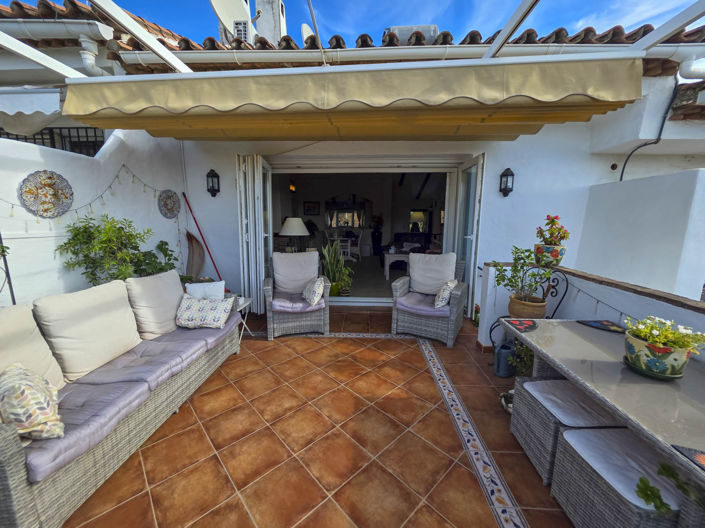 Image No.26-3 Bed Townhouse for sale