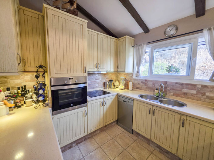 Image No.38-3 Bed Townhouse for sale