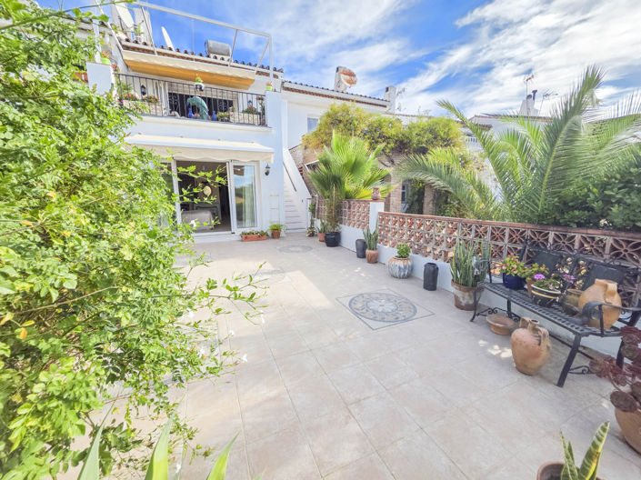 Image No.5-3 Bed Townhouse for sale