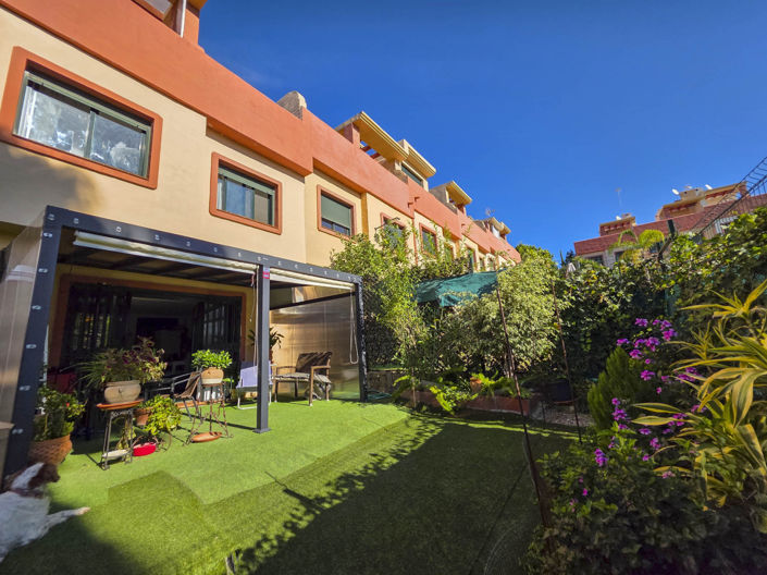 Image No.1-3 Bed Townhouse for sale