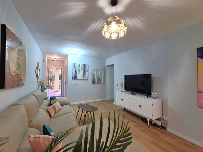 Image No.14-2 Bed Property for sale