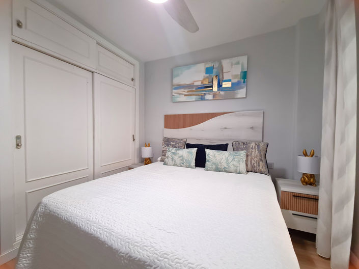 Image No.21-2 Bed Property for sale