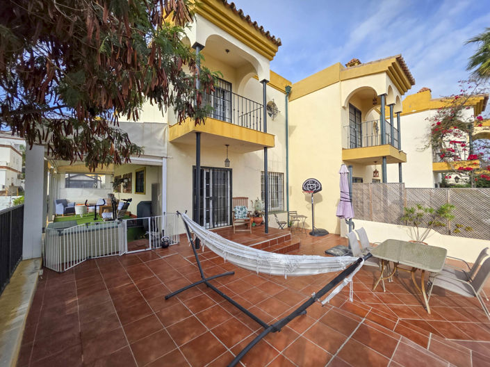 Image No.13-3 Bed House for sale