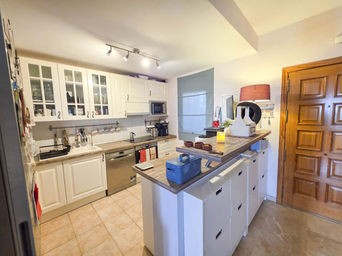 Image No.33-3 Bed House for sale