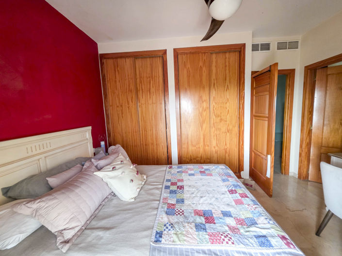 Image No.35-3 Bed House for sale