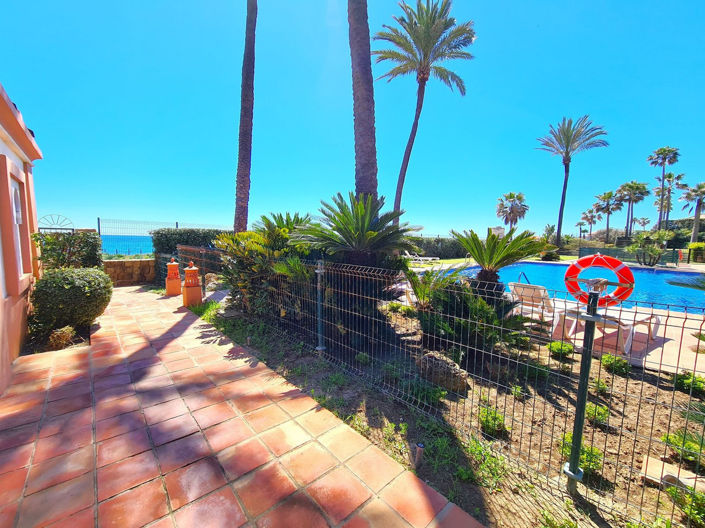 Image No.43-2 Bed Property for sale