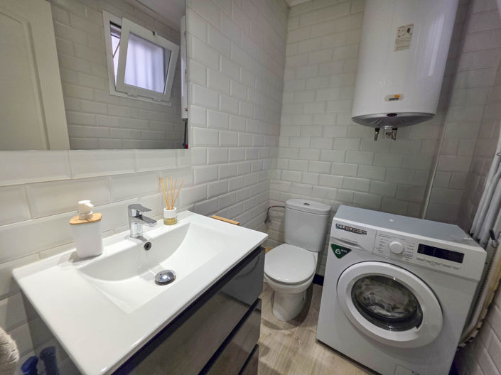 Image No.29-2 Bed Apartment for sale