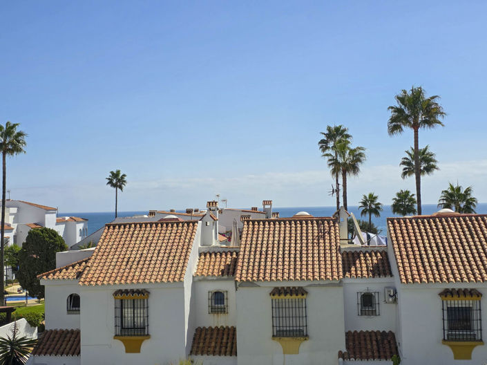 Image No.13-3 Bed Townhouse for sale