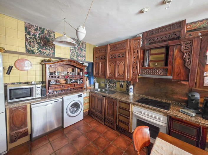 Image No.23-3 Bed Townhouse for sale