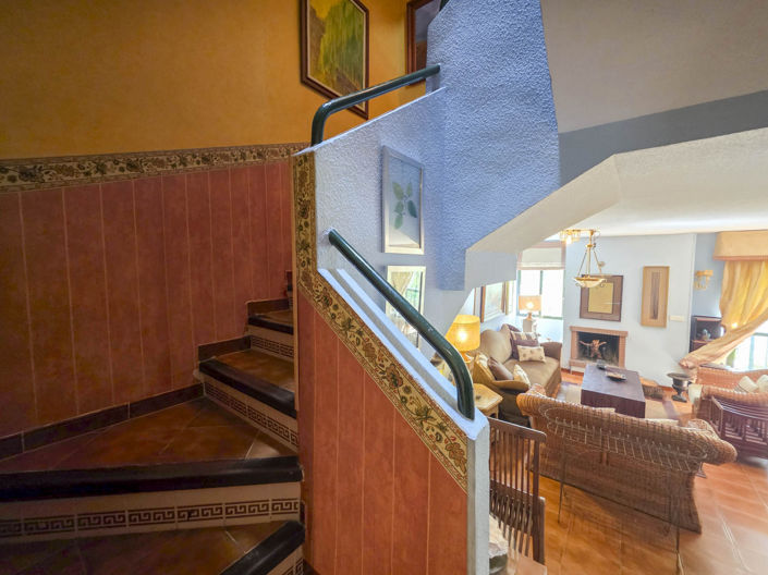 Image No.25-3 Bed Townhouse for sale