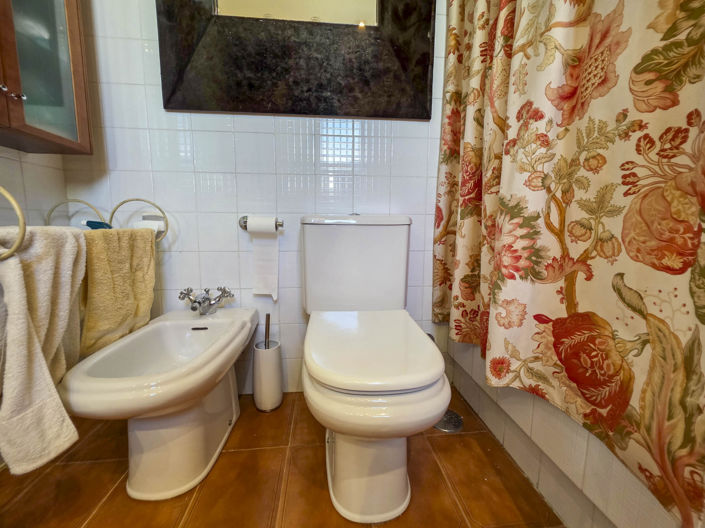 Image No.29-3 Bed Townhouse for sale