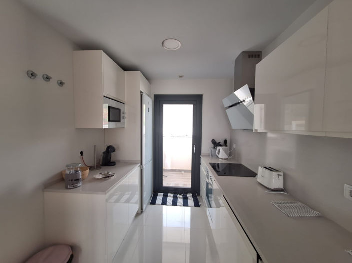 Image No.18-2 Bed Property for sale
