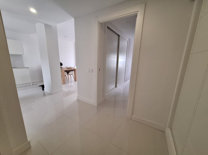 Image No.19-2 Bed Property for sale