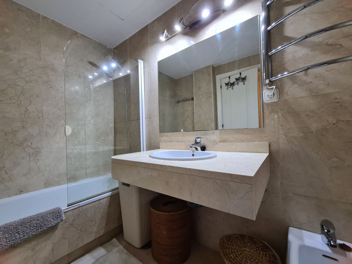 Image No.33-1 Bed Apartment for sale