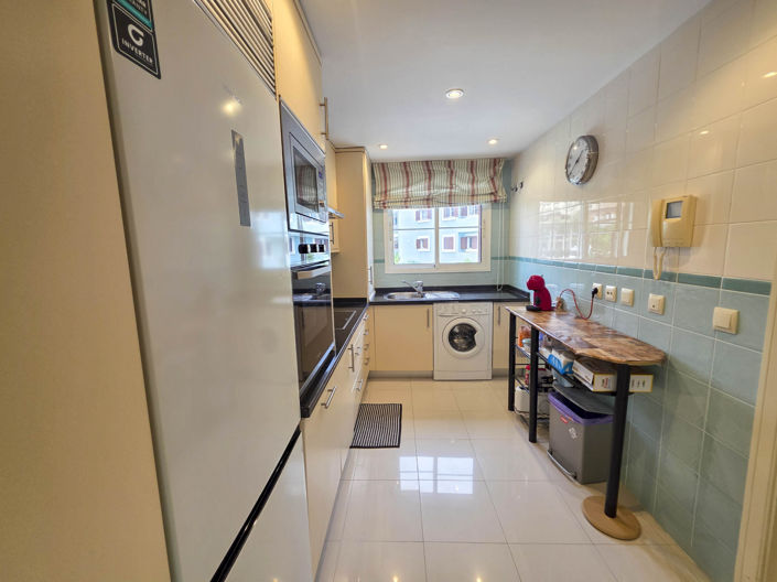 Image No.25-3 Bed Apartment for sale