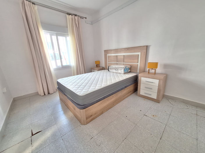 Image No.12-4 Bed House for sale