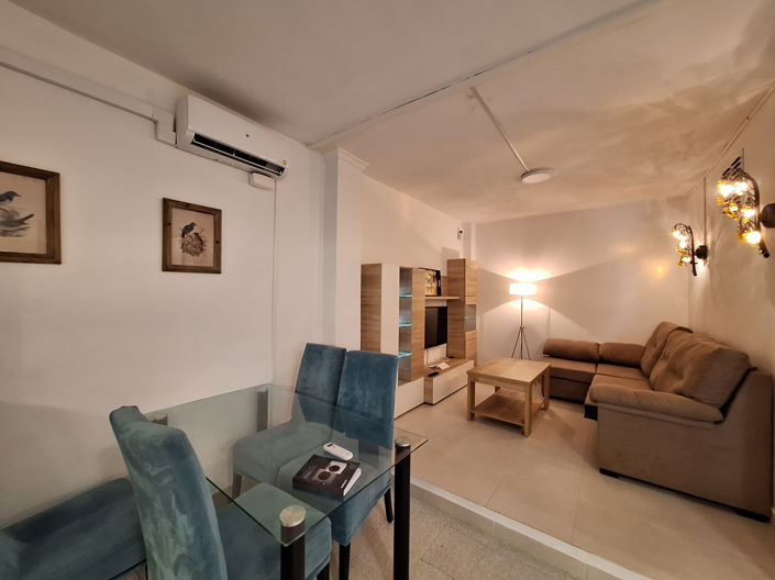 Image No.13-4 Bed House for sale