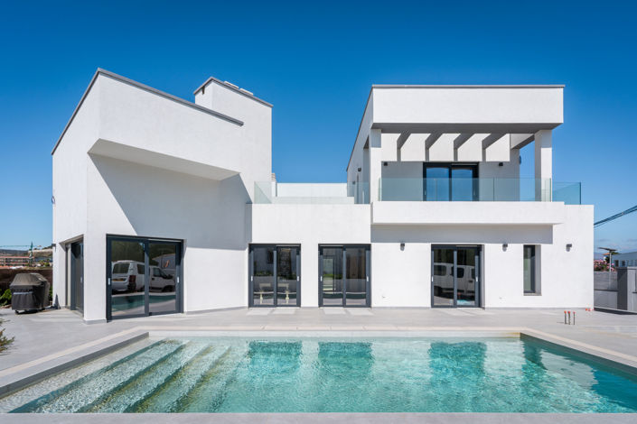 Image No.1-3 Bed Villa for sale