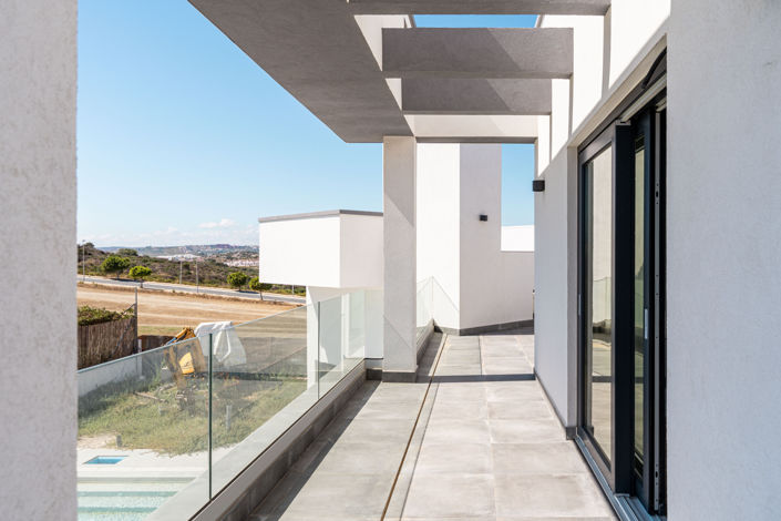 Image No.20-3 Bed Villa for sale