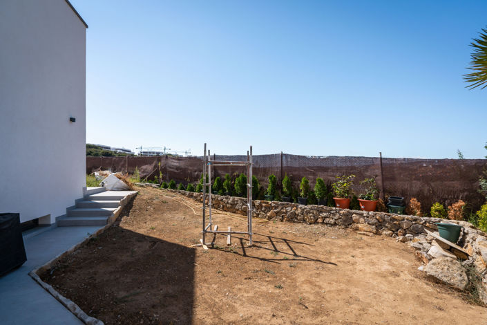 Image No.29-3 Bed Villa for sale