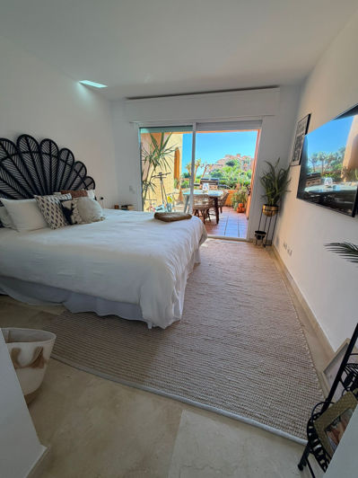 Image No.17-3 Bed Apartment for sale