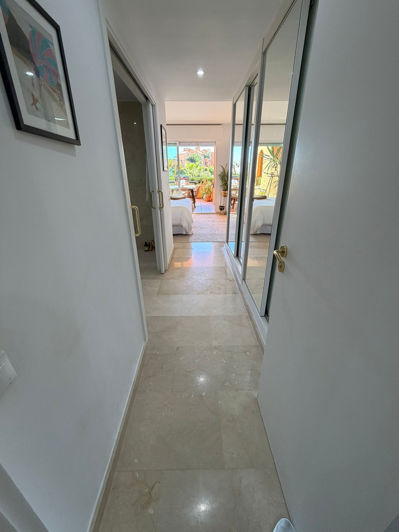 Image No.21-3 Bed Apartment for sale