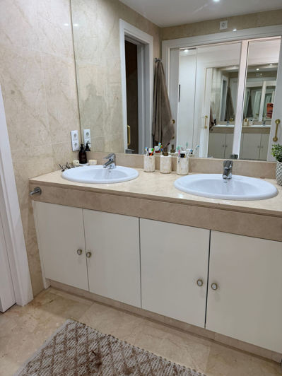 Image No.33-3 Bed Apartment for sale