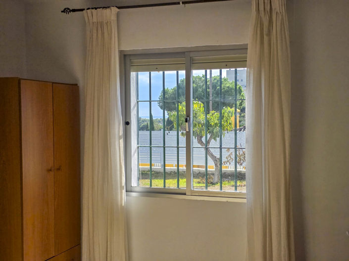 Image No.12-3 Bed House for sale