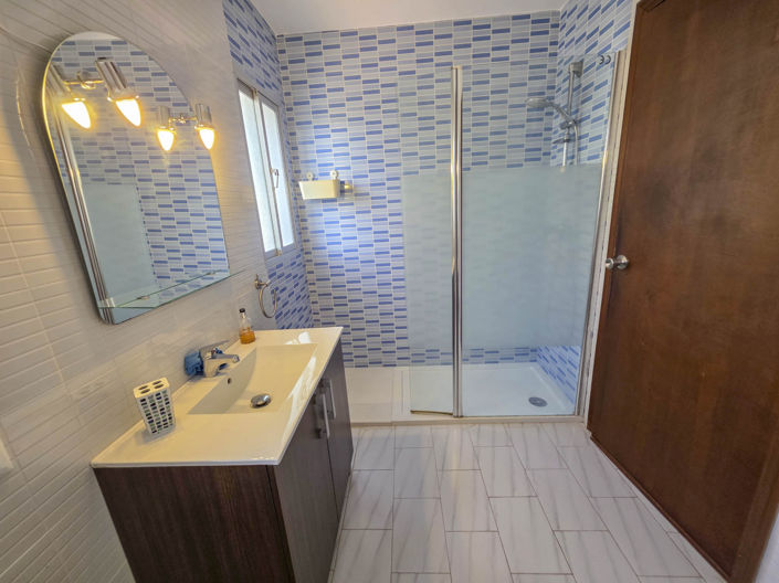 Image No.38-3 Bed House for sale