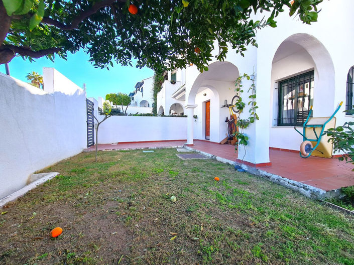 Image No.16-3 Bed House for sale