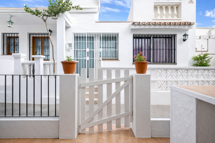 Image No.18-1 Bed Townhouse for sale