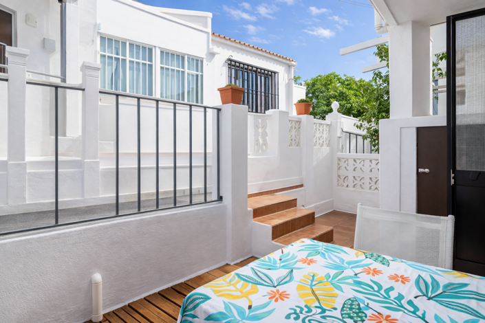 Image No.19-1 Bed Townhouse for sale